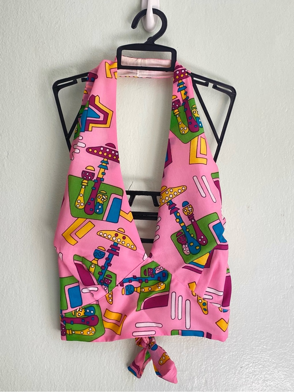 Bubblegum Pink 1960s Retro Print Halter Crop